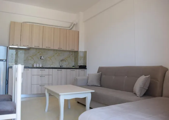 360 Degree Sea & Mountain Panorama View With Grand Terrace